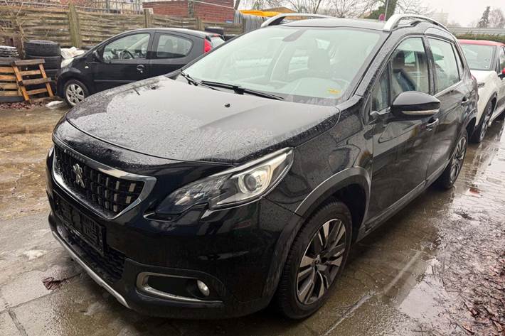 Sort Peugeot 2008 fra 2017 set udefra