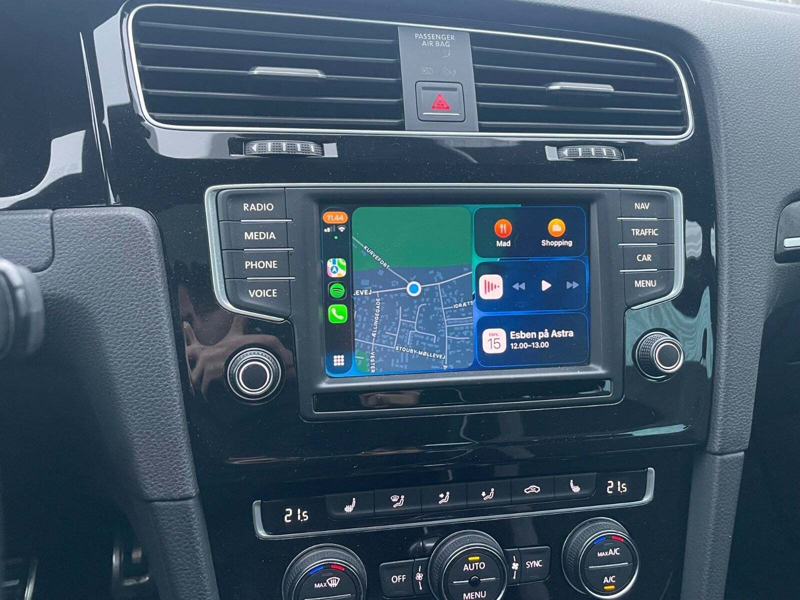 VW Golf VII 2,0 R Variant DSG 4Motion BMT