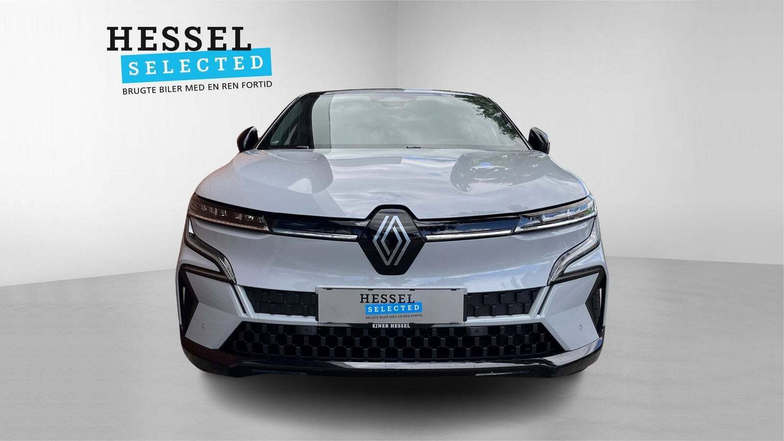 Grå Renault Megane E-Tech fra 2024