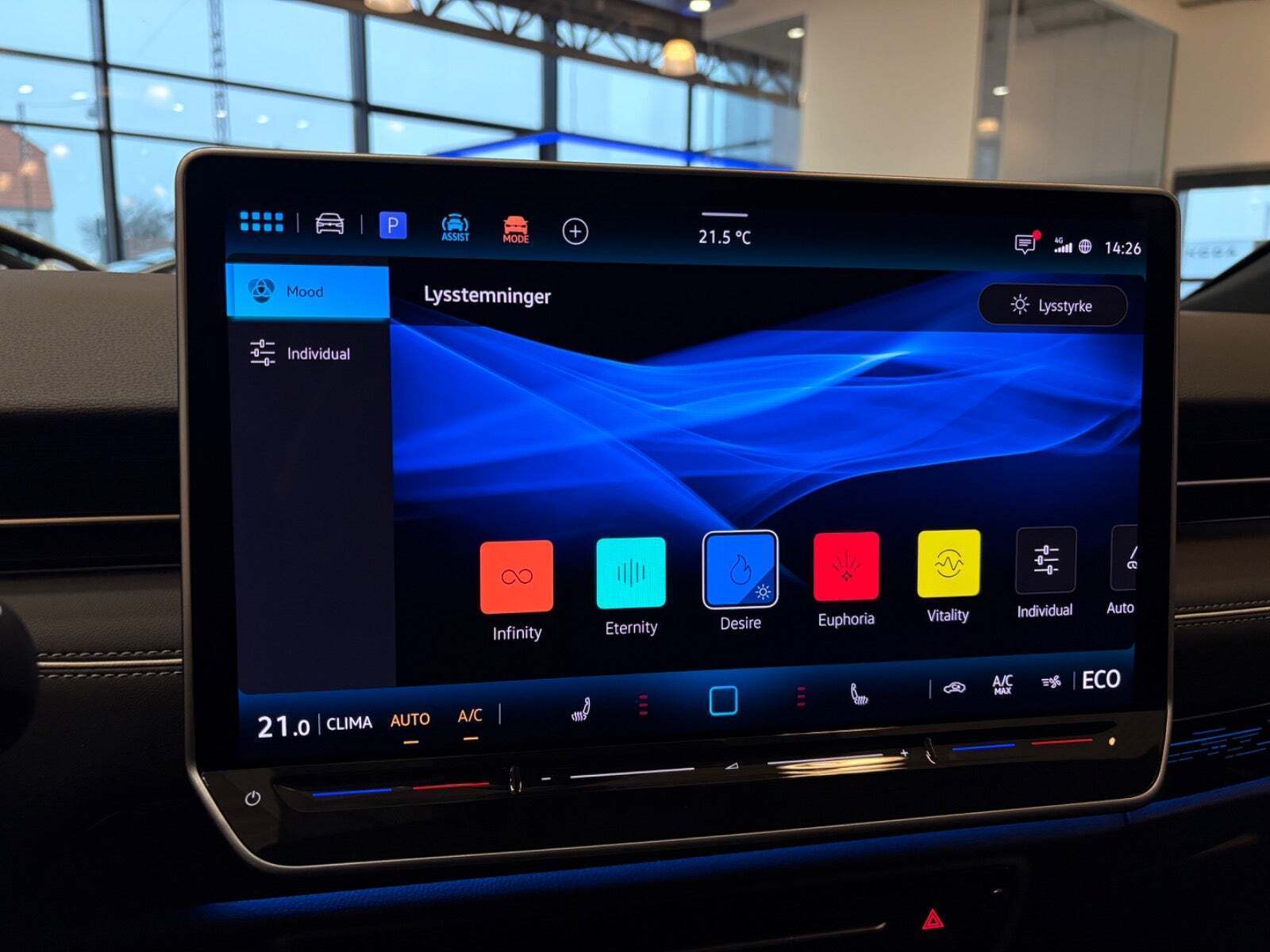 Hvid VW ID.7 fra 2025