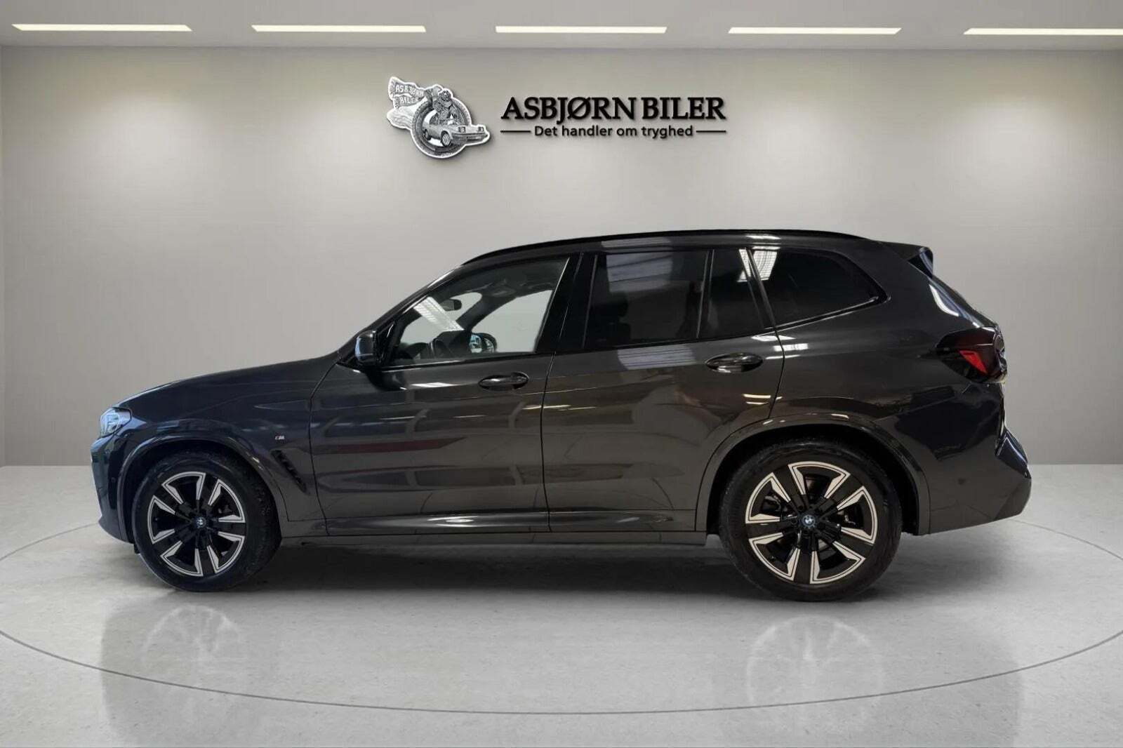 BMW iX3 Charged M-Sport