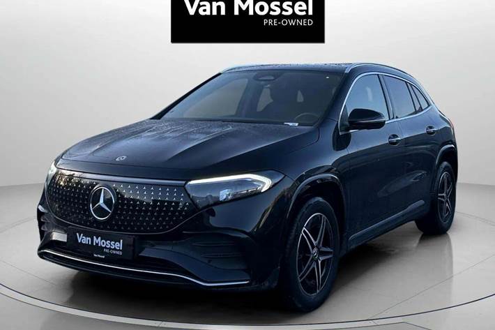 Sort Mercedes EQA250+ fra 2024 set udefra