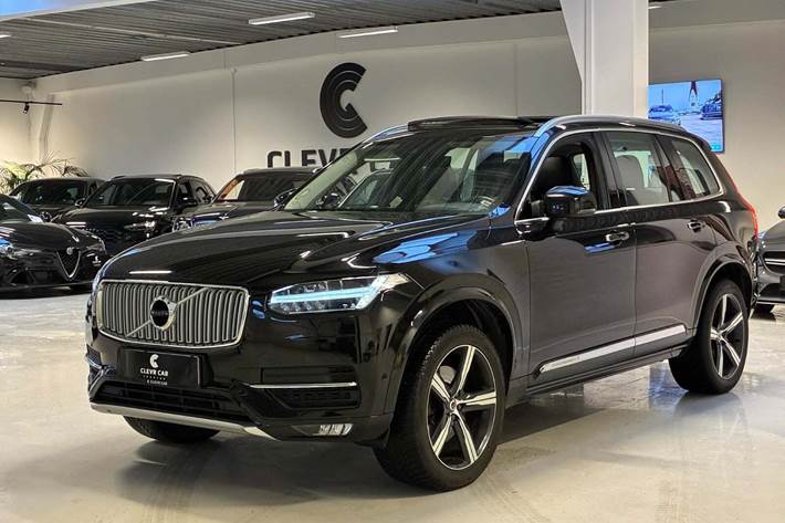 Sort Volvo XC90 fra 2017 set udefra