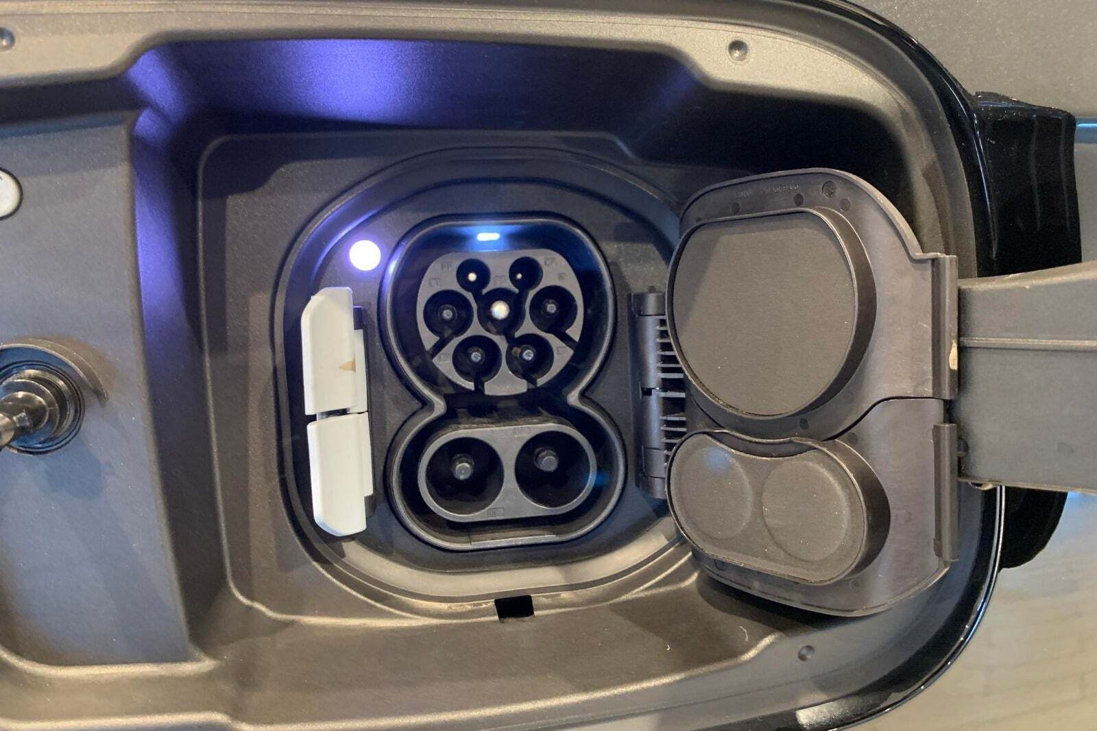 Sort BMW iX1 fra 2025