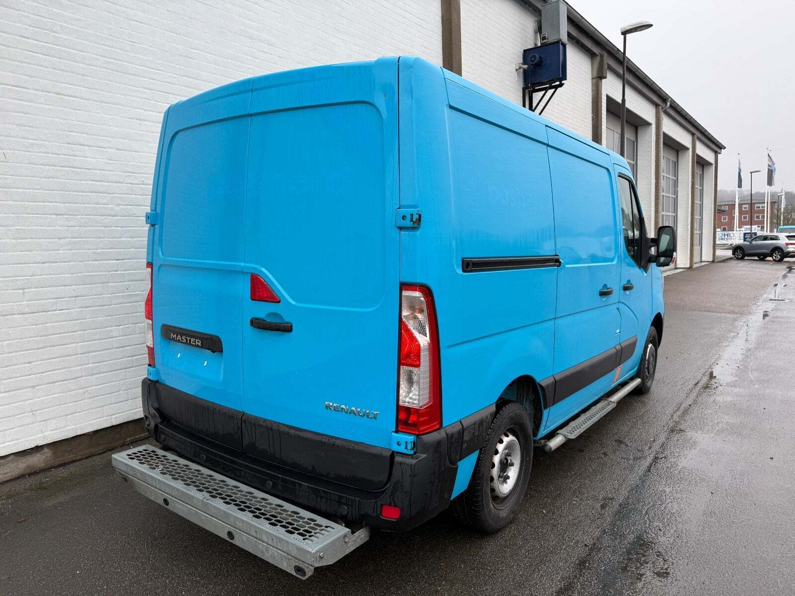 Renault Master IV T33 2,3 dCi 150 L1H1 Kassevogn aut.