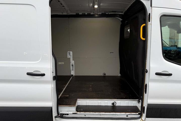 Hvid Ford Transit 350 L3 Van fra 2021