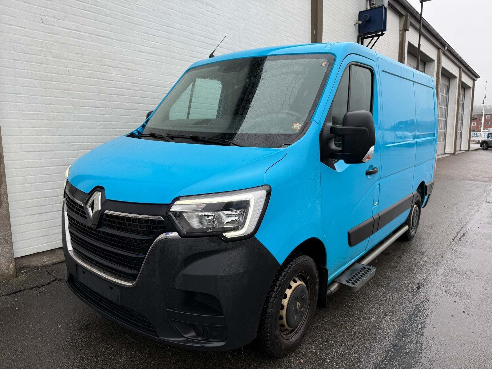 Renault Master IV T33 2,3 dCi 150 L1H1 Kassevogn aut.