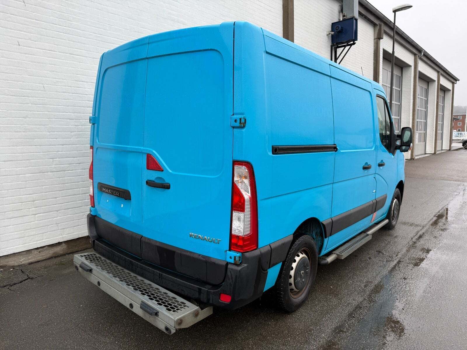 Renault Master IV T33 2,3 dCi 150 L1H1 Kassevogn aut.