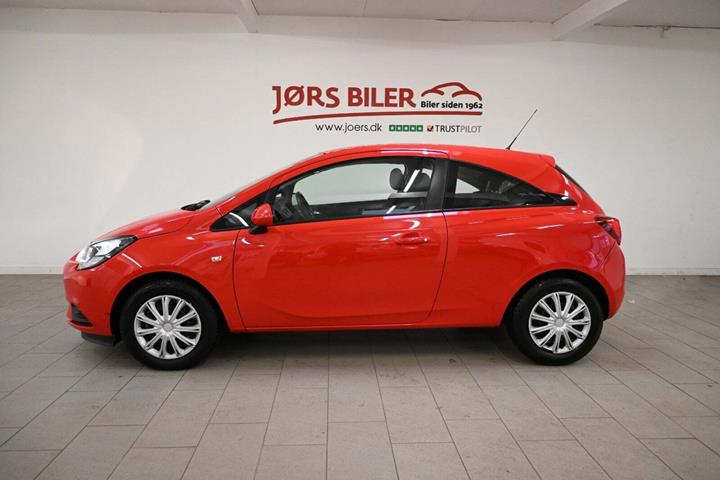 Rød Opel Corsa fra 2015