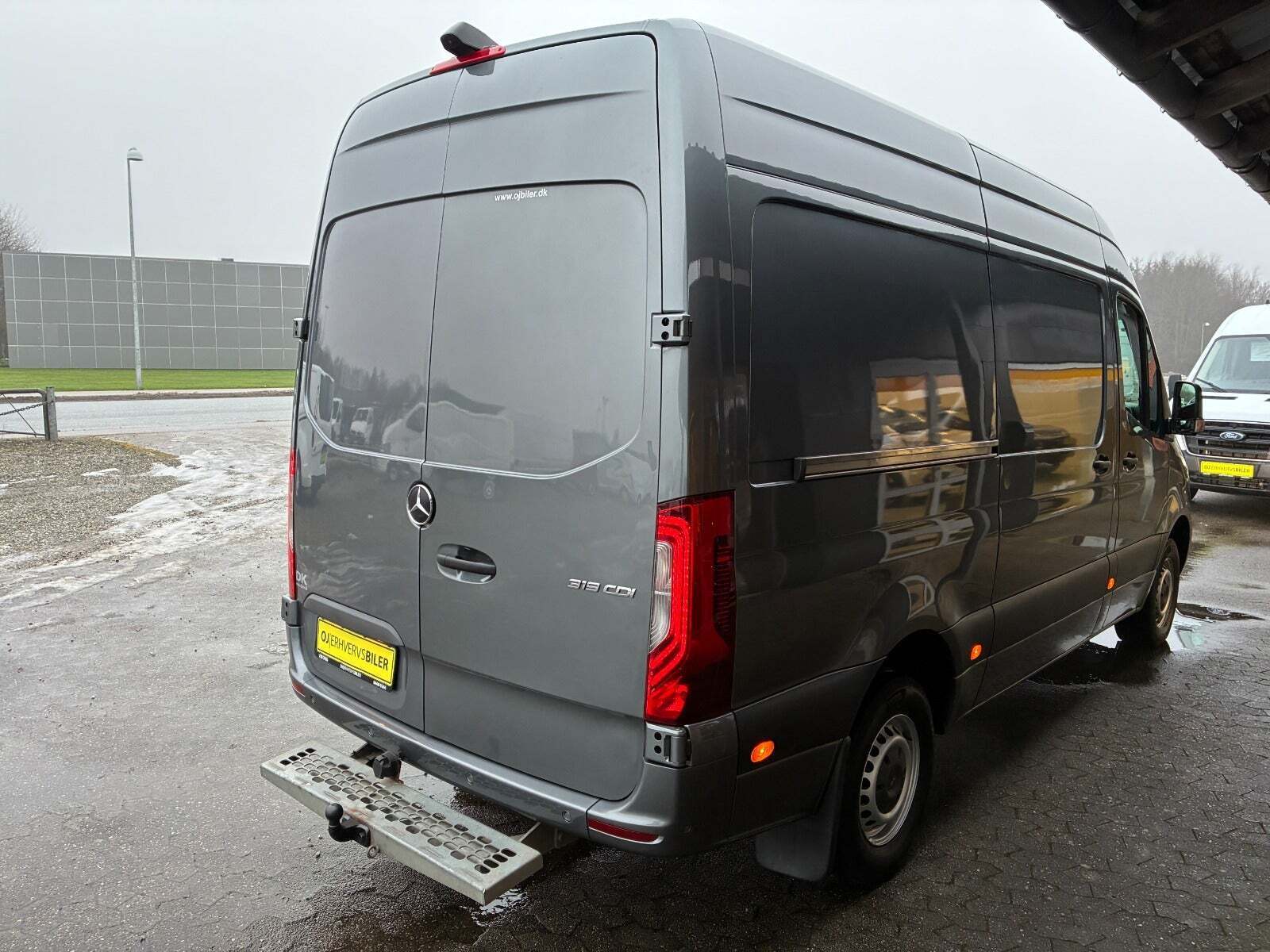 Mercedes Sprinter 319 3,0 CDi A2 Kassevogn aut. RWD