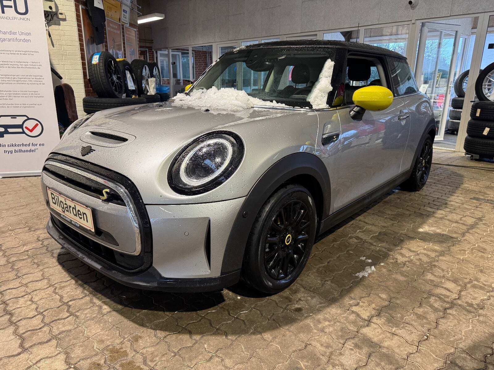 Mini Cooper SE Maximise