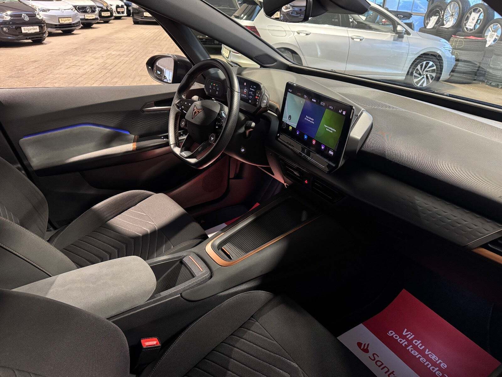 Blå Cupra Born fra 2022