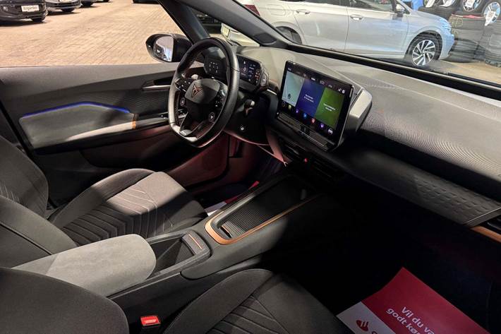 Blå Cupra Born fra 2022