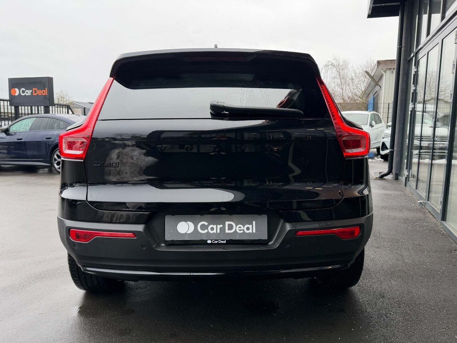 Volvo EX40 Extended Range Black Edition