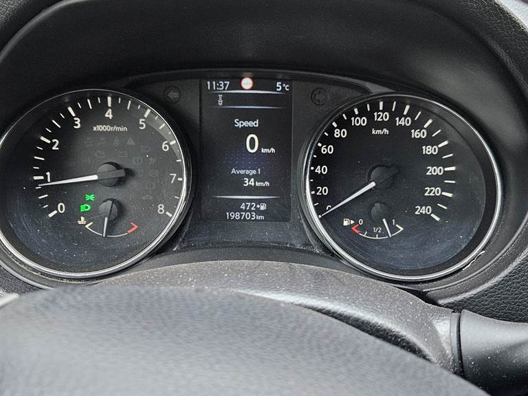 Nissan Qashqai 1,2 DIG-T 115 SUV 2WD 6 M/T