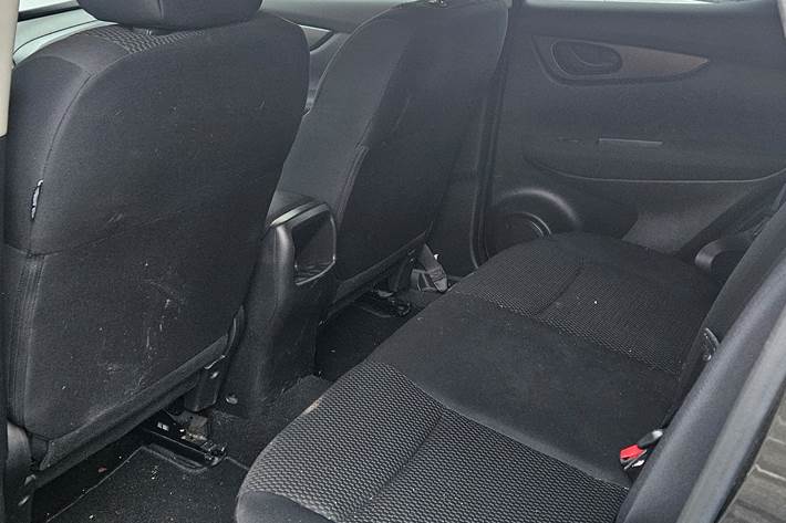 Sort Nissan Qashqai fra 2017