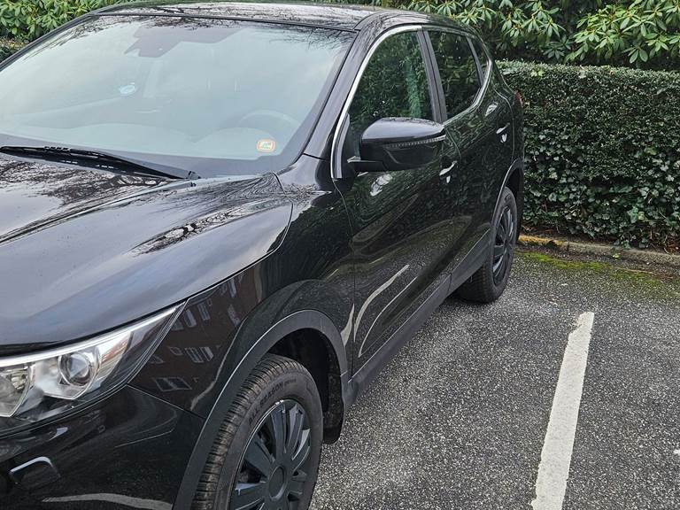 Nissan Qashqai 1,2 DIG-T 115 SUV 2WD 6 M/T