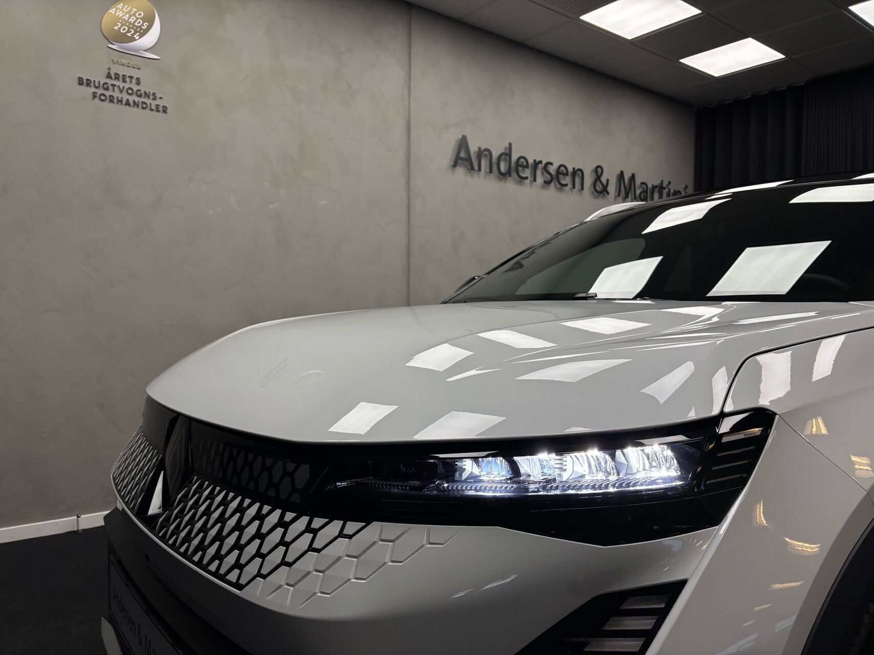 Renault Scénic E-TECH Techno 220HK Aut.