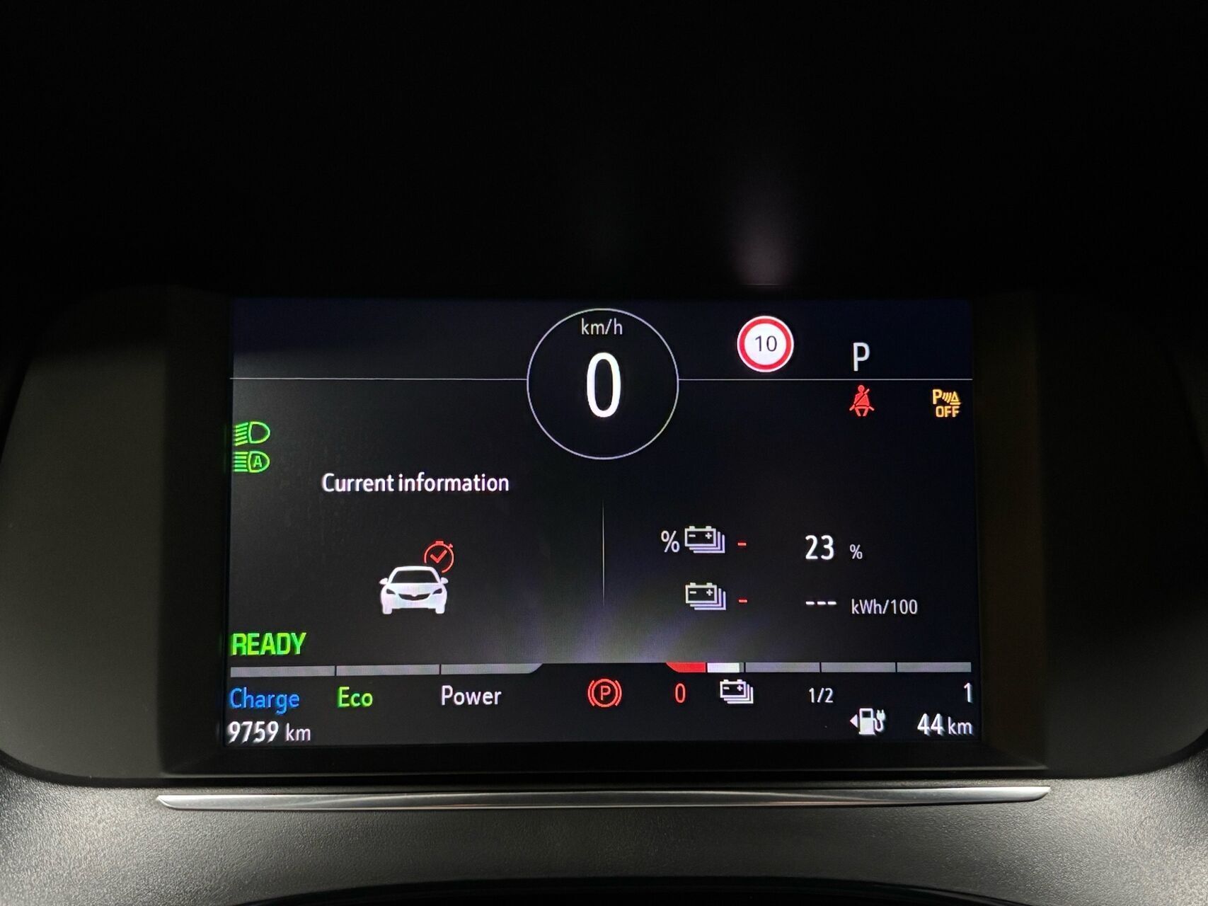 Rød Opel Corsa-e fra 2023