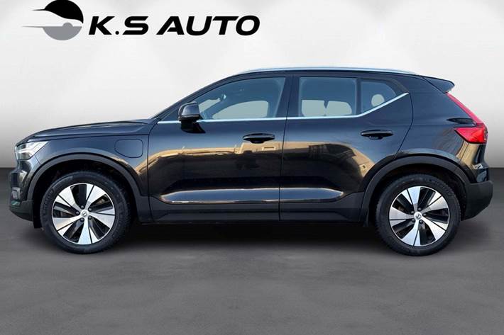 Sort Volvo XC40 fra 2021