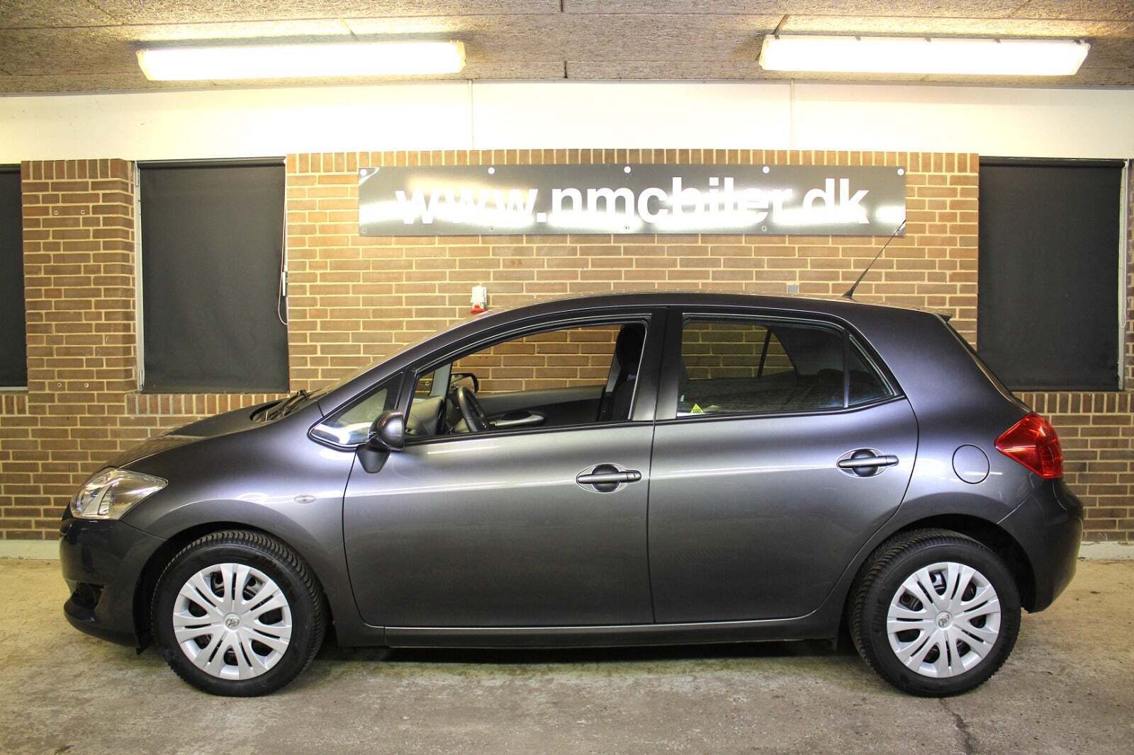 Toyota Auris 1,6 T2