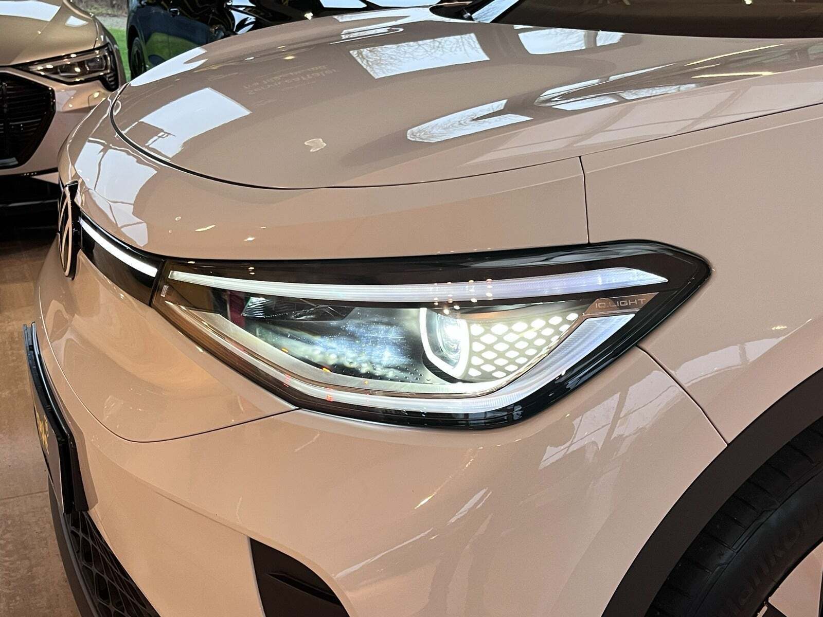 Hvid VW ID.4 fra 2024