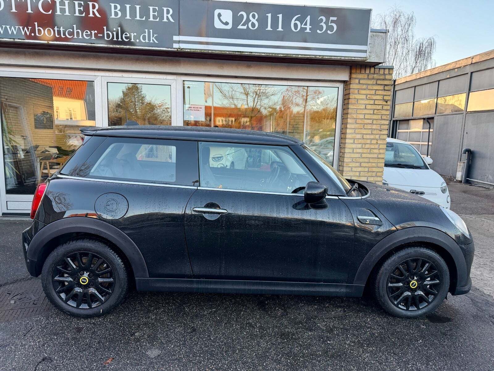 Mini Cooper SE Classic Trim