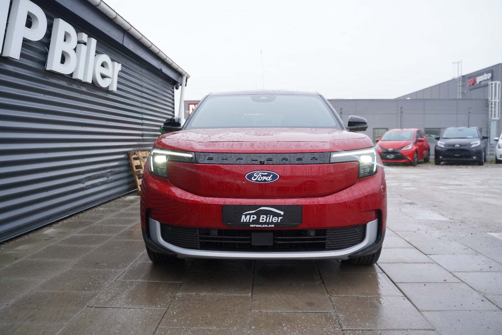 Ford Explorer 84 Premium Extended Range AWD