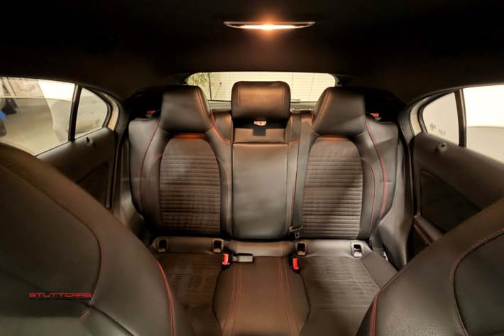 Hvid Mercedes A180 fra 2016