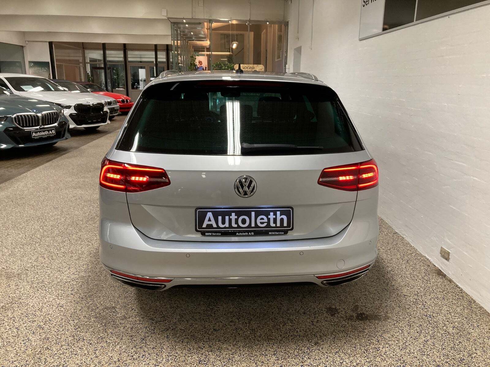 VW Passat 2,0 TSi 280 R-line Variant DSG 4Motion