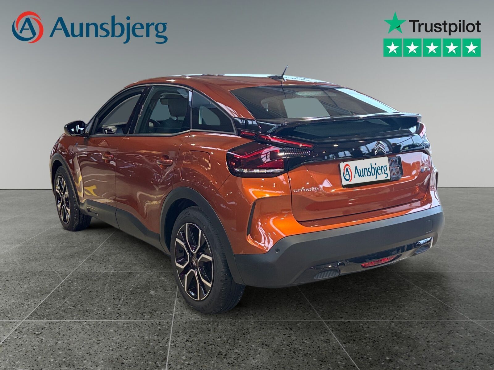 Brun Citroën ë-C4 fra 2021