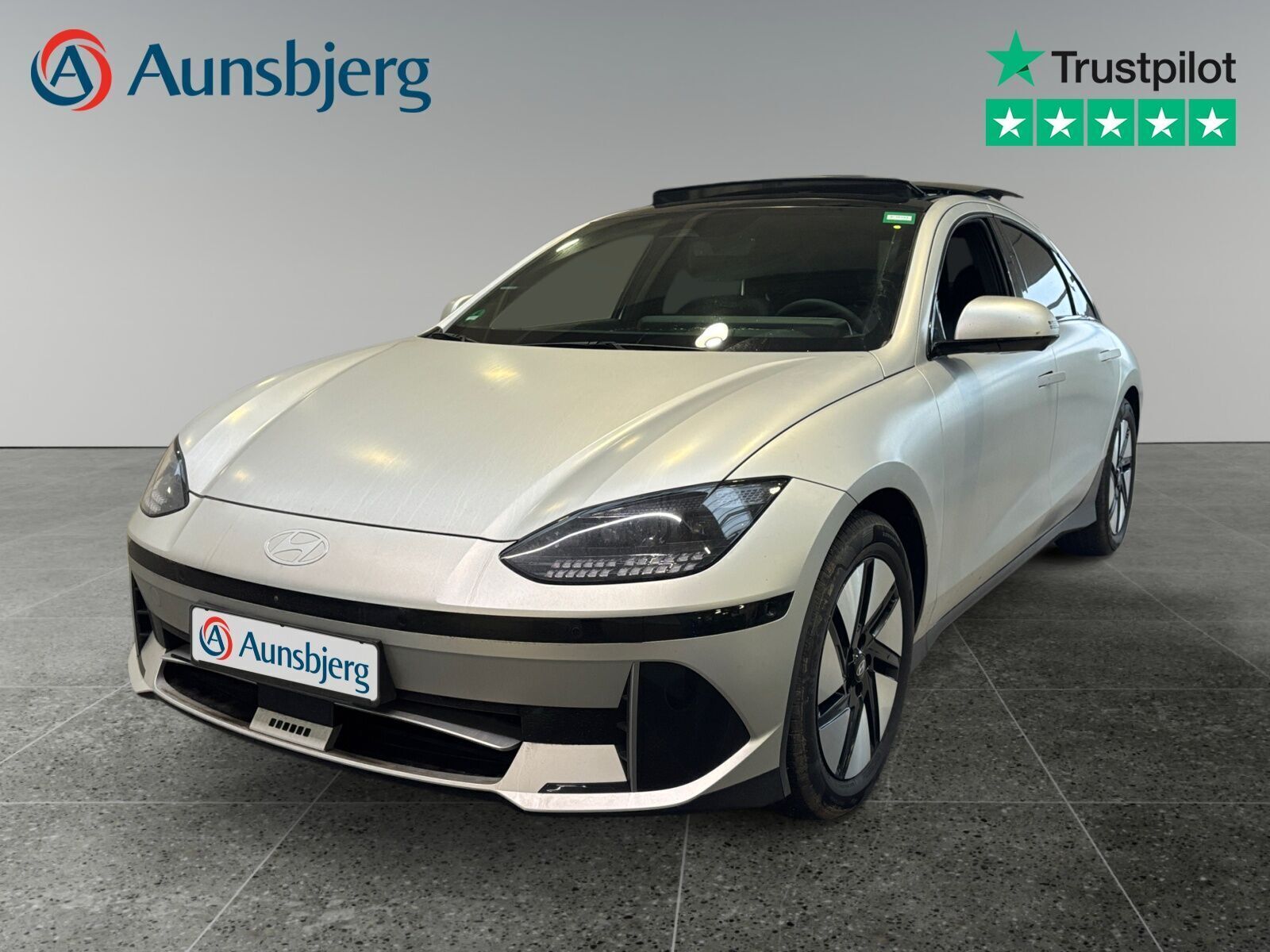 Grå Hyundai Ioniq 6 fra 2024