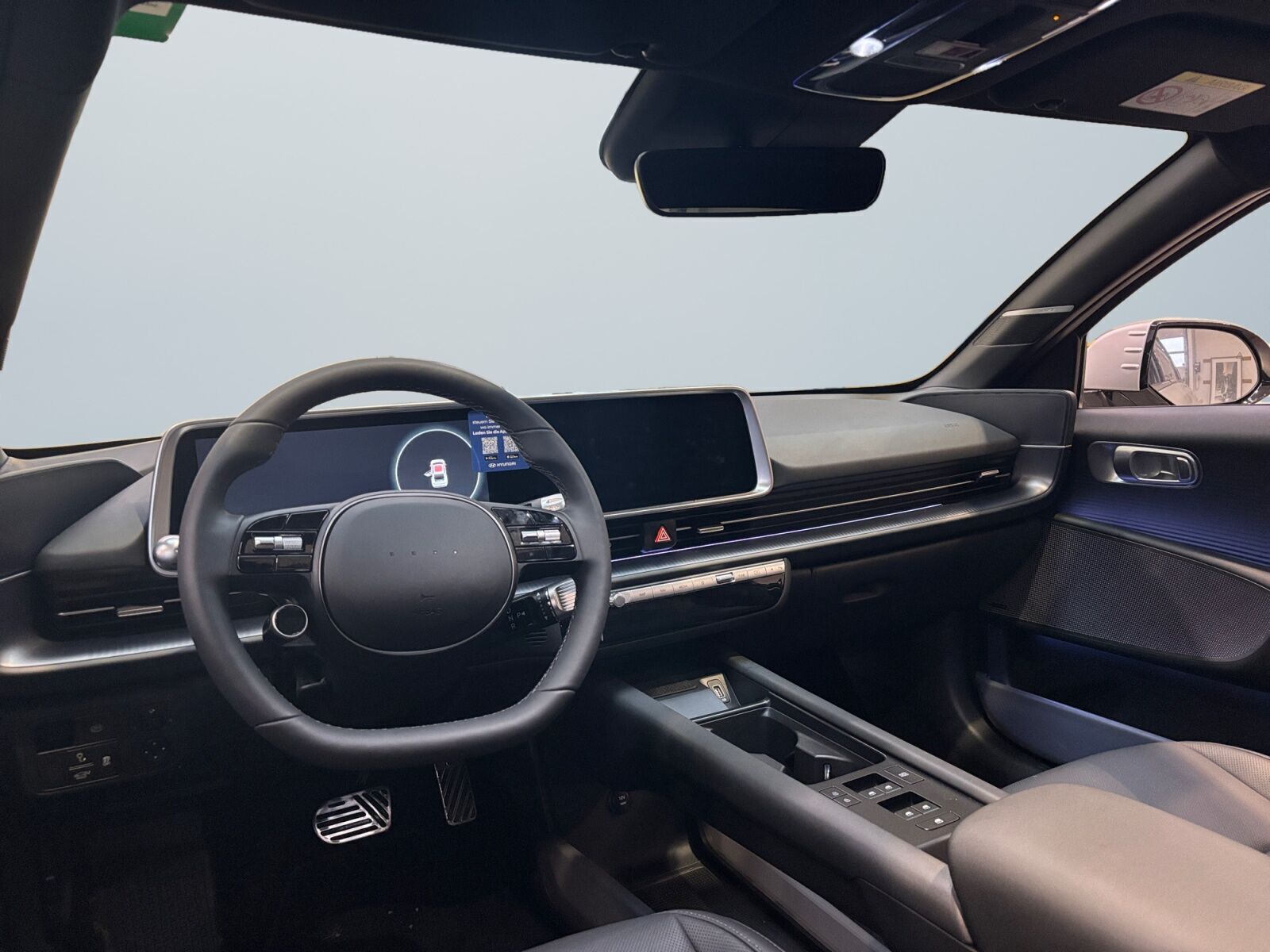 Grå Hyundai Ioniq 6 fra 2024