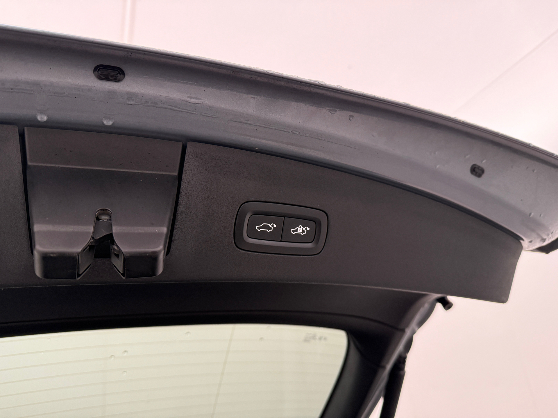 Grå Polestar 2 fra 2022