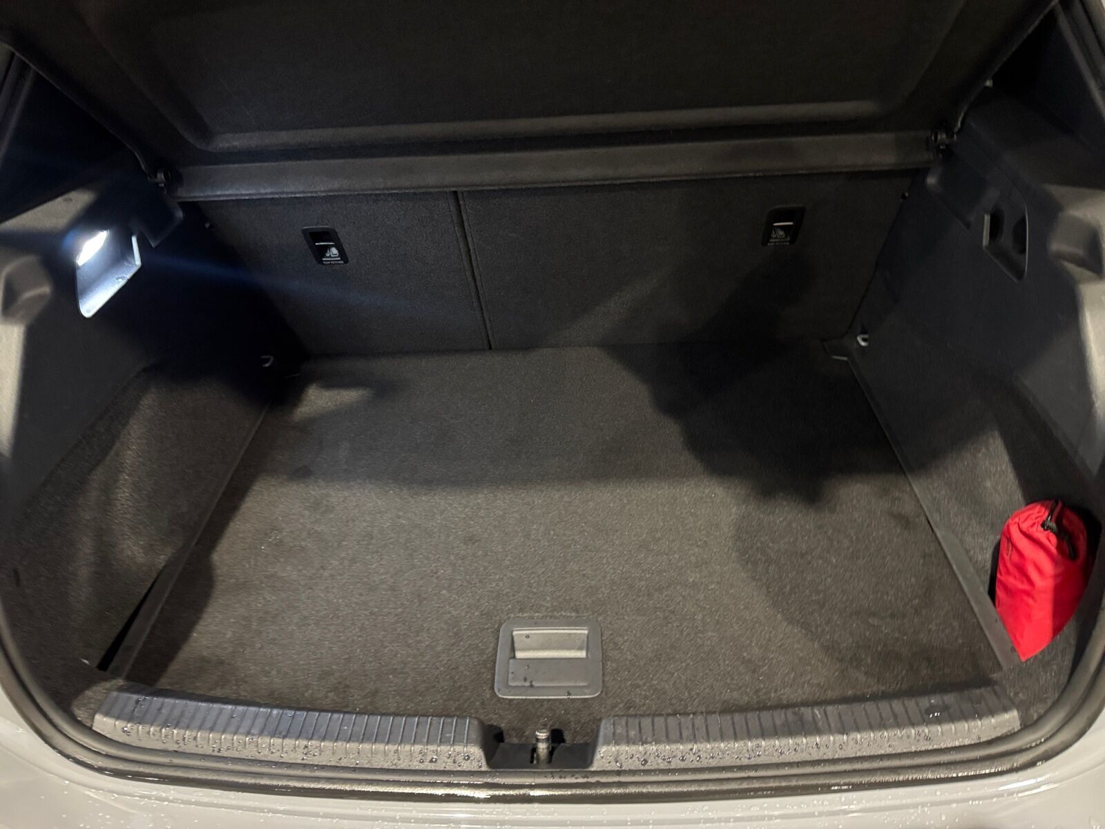 Sort Cupra Born fra 2022