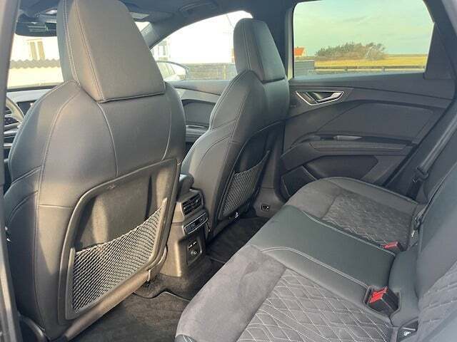 undefined Audi Q4 e-tron fra 2024