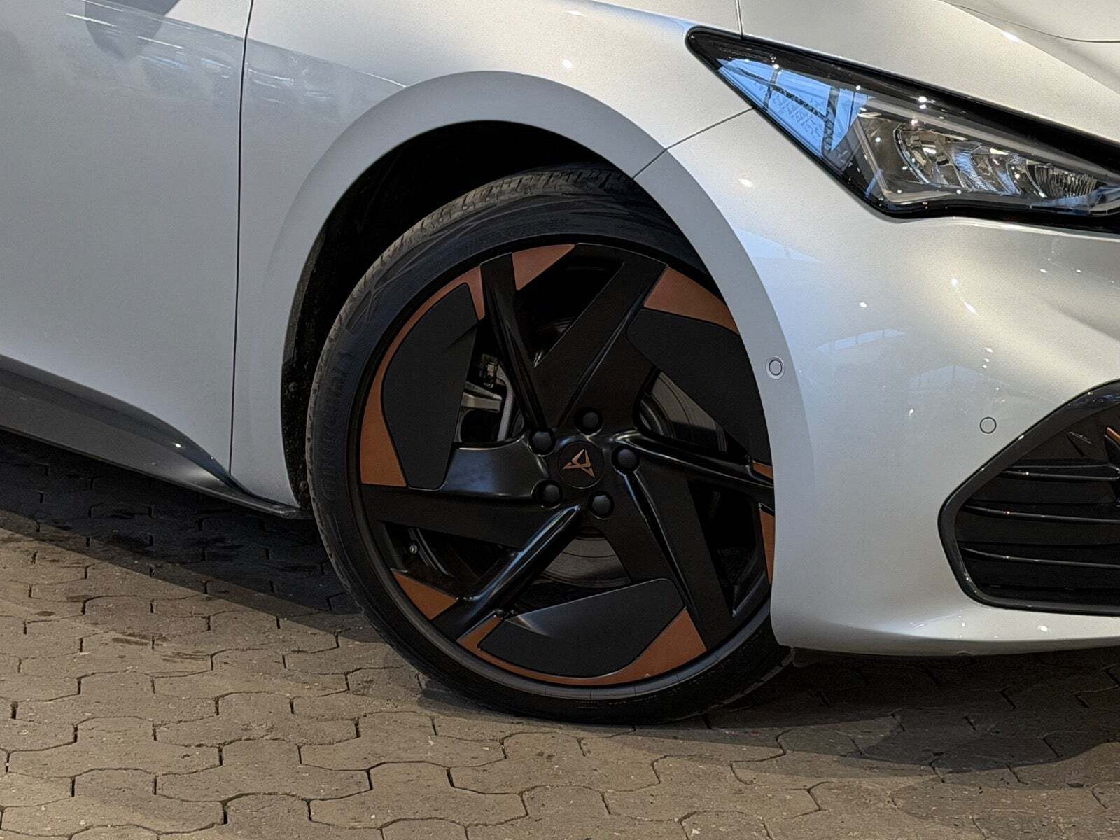 Cupra Born 77 e-Boost Dinamica