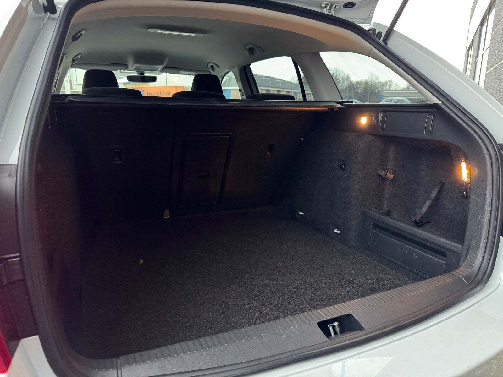 Hvid Skoda Octavia fra 2018