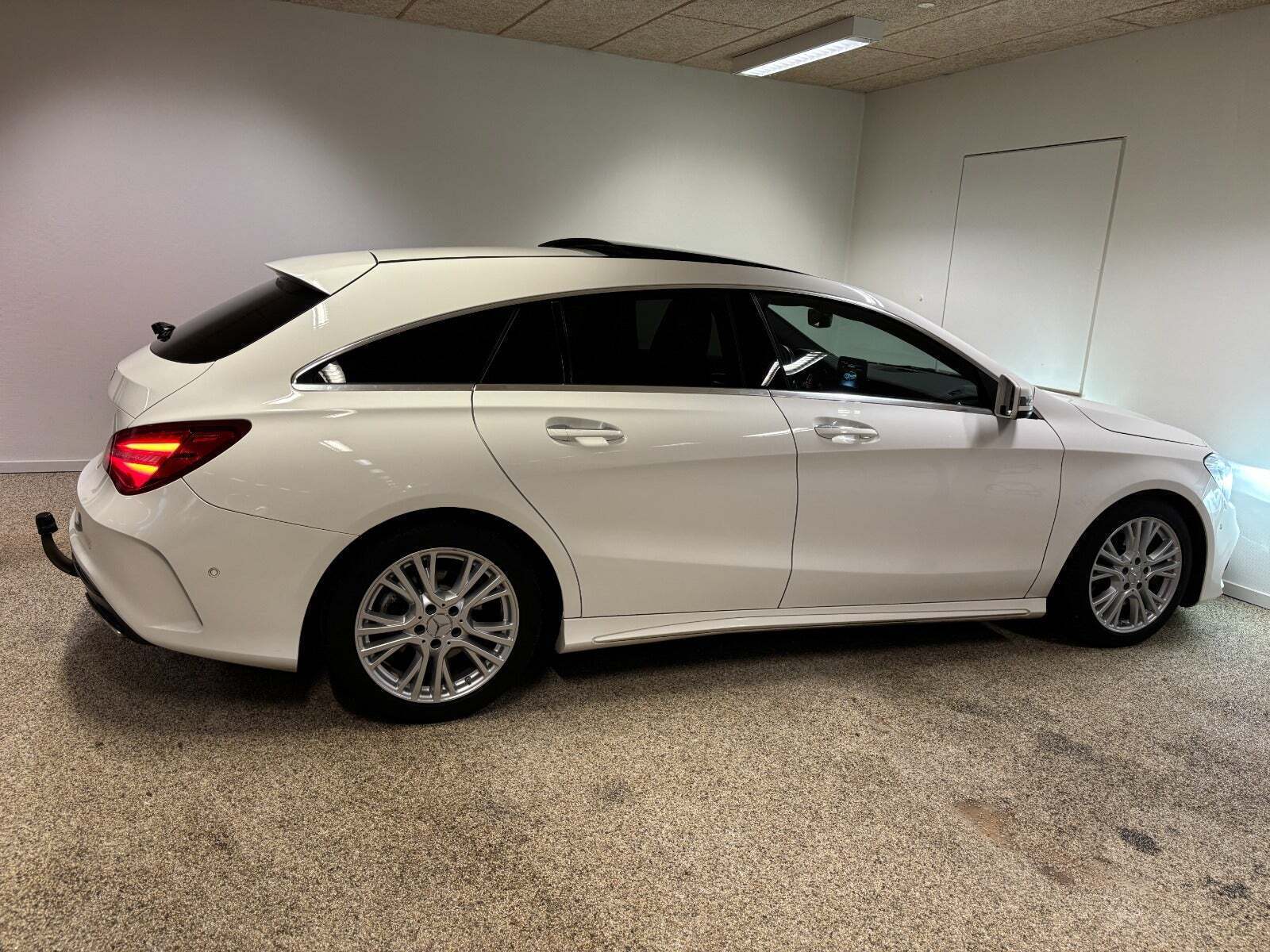 Mercedes CLA220 d 2,2 AMG Line Shooting Brake aut.