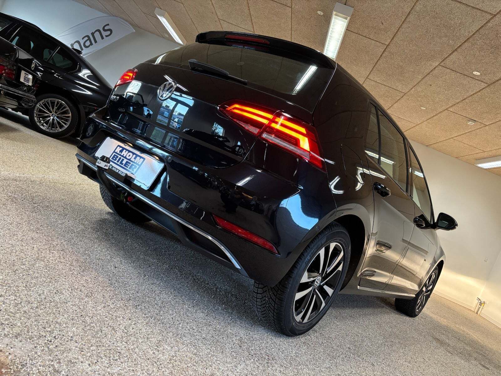 Sort VW Golf VII fra 2019