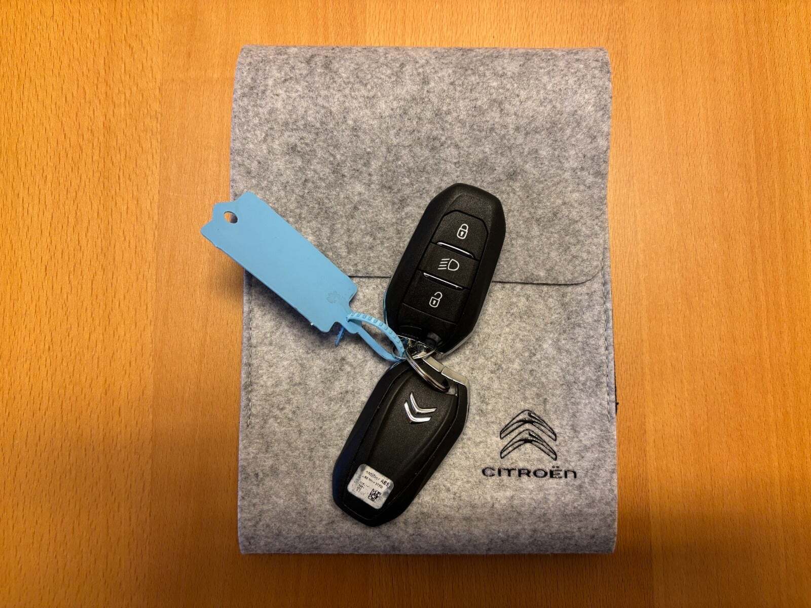 Sort Citroën ë-C4 X fra 2023