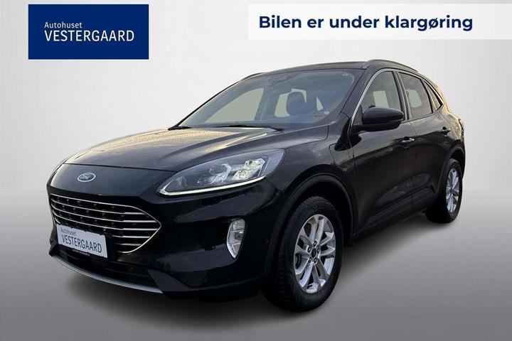 Sort Ford Kuga fra 2021 set udefra