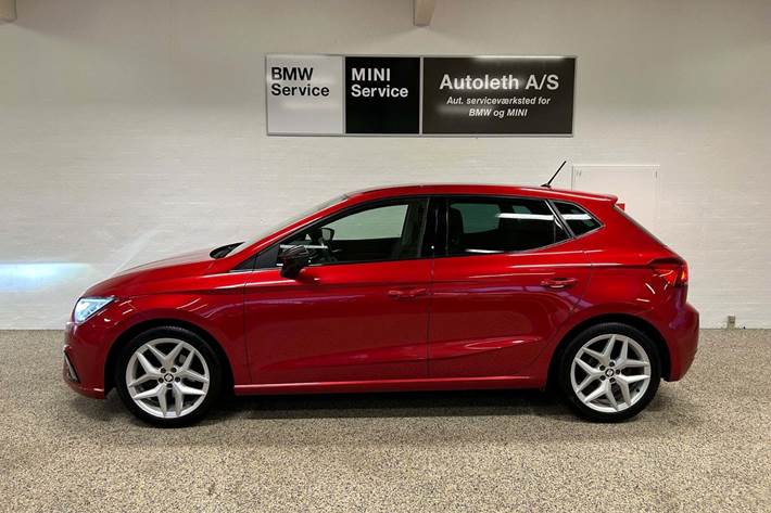 Rød Seat Ibiza fra 2018