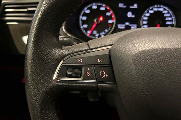 Rød Seat Ibiza fra 2018