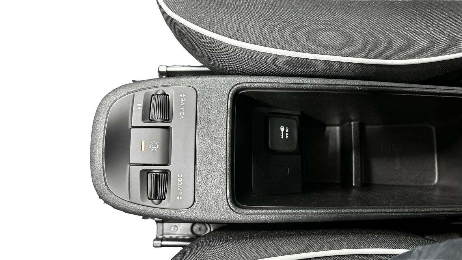 Hvid Fiat 500e fra 2022