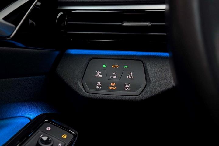 Grå VW ID.4 fra 2023