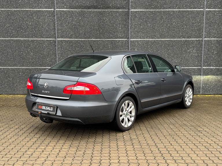 Skoda Superb 1,8 TSi 160 Elegance DSG