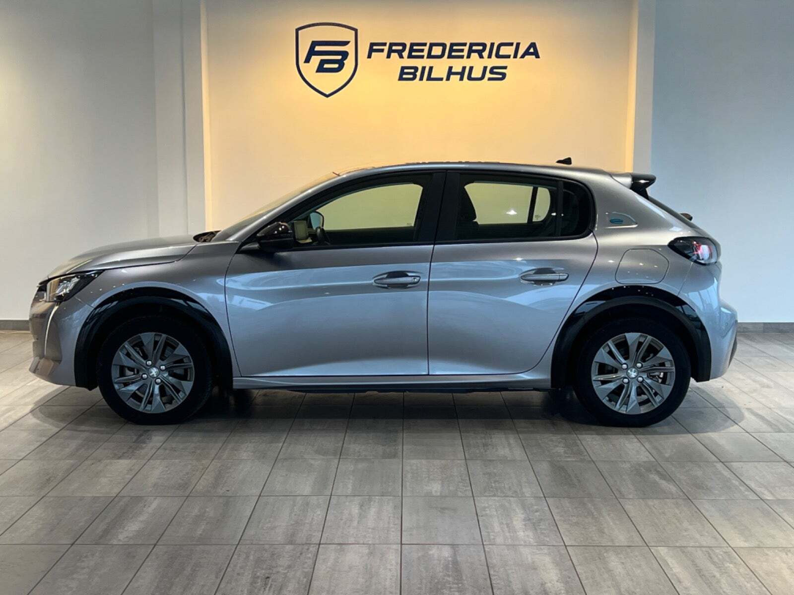 Peugeot e-208 50 Active