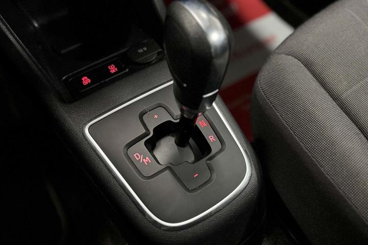 Rød VW UP! fra 2016