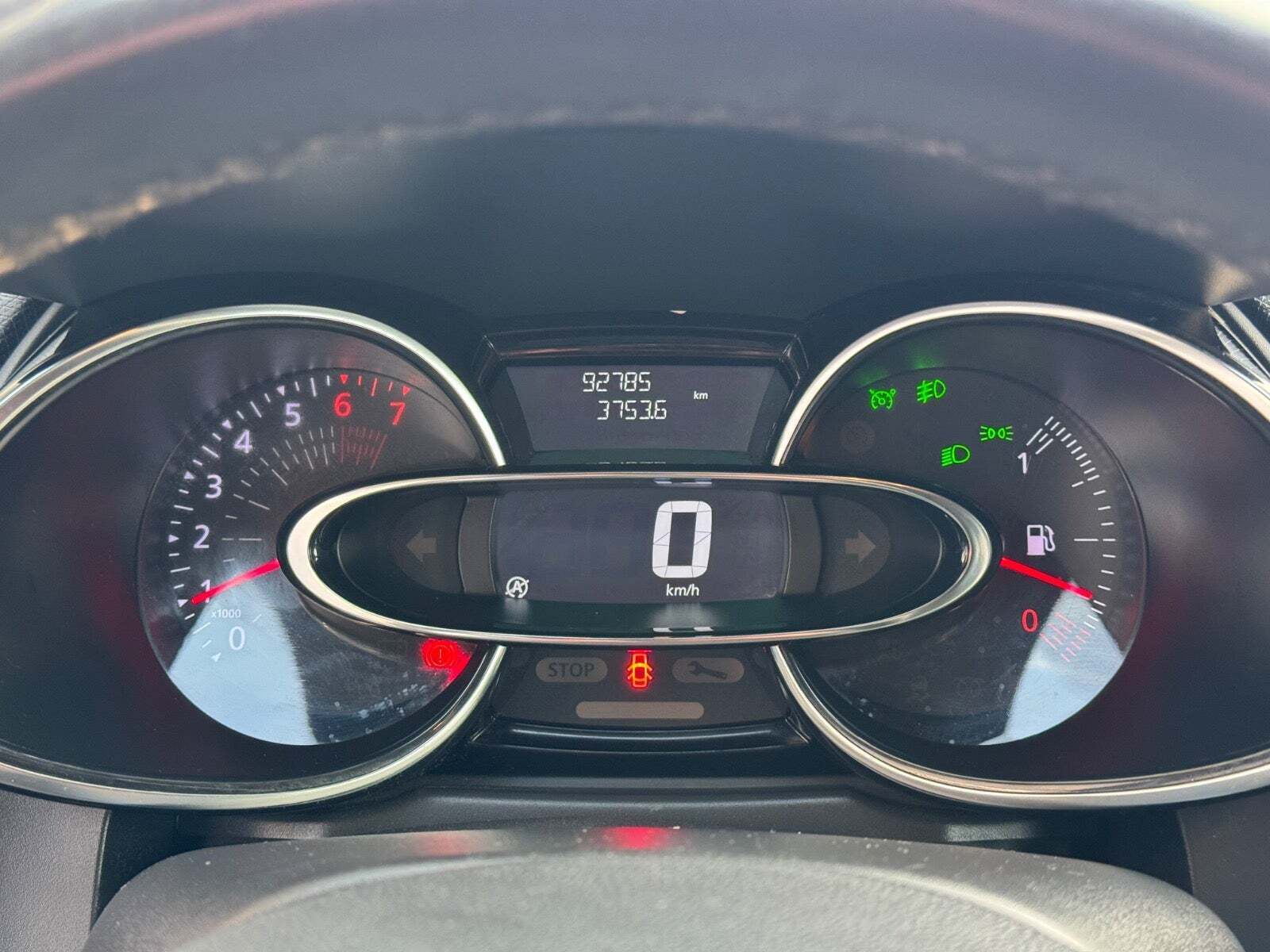 Hvid Renault Clio IV fra 2017